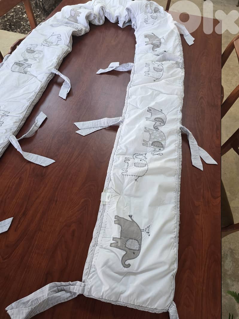 Bed bumper for baby with blanket and cover 7