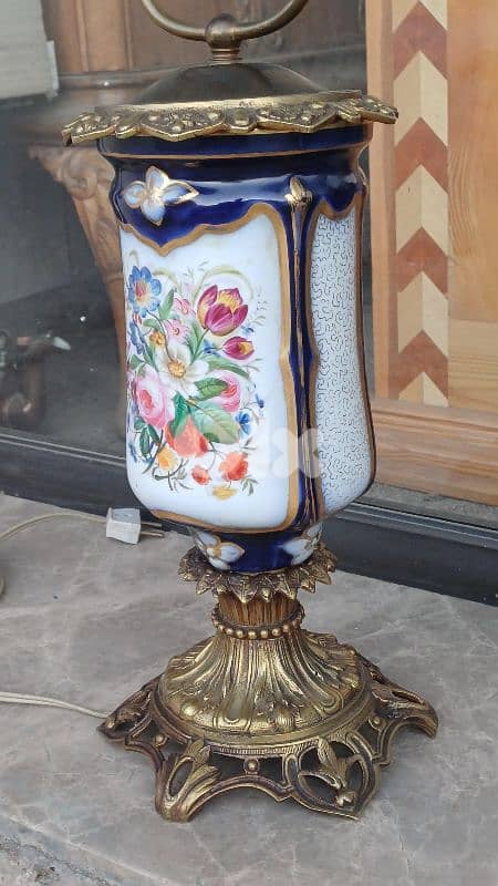 antique 8