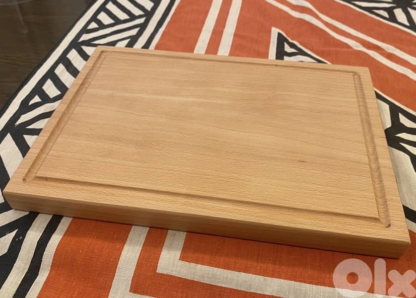 German beechwood cutting board 1