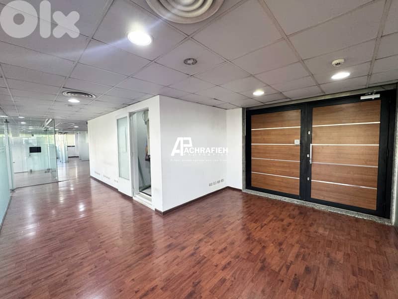 414 Sqm - Office For Rent in Sodeco 0