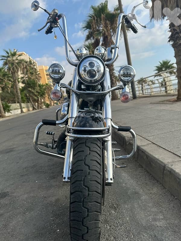 Honda shadow 750cc 2002 full accessories registered 2025 mechanic paid 2