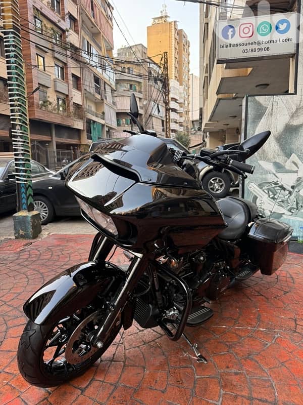 Harley Davidson street Glide. 2020 8