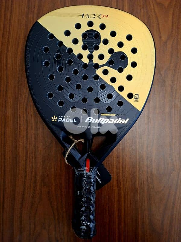 Bullpadel Hack 04 Premier (Limited Edition) model 2025 price 270$ 1