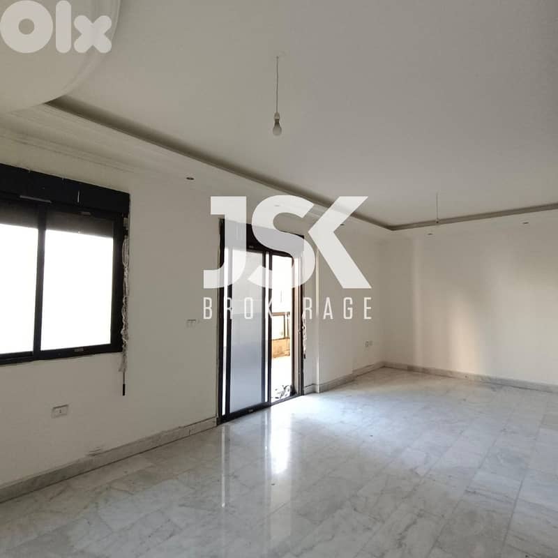 L18918 -Apartment For Sale in Prime Location in Furn El Chebbak 0