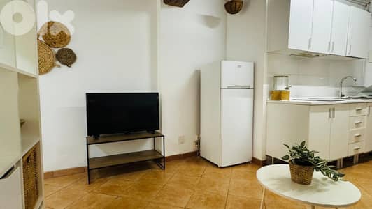 Spain Valencia Get your residency! studio quiet neighborhood 007485