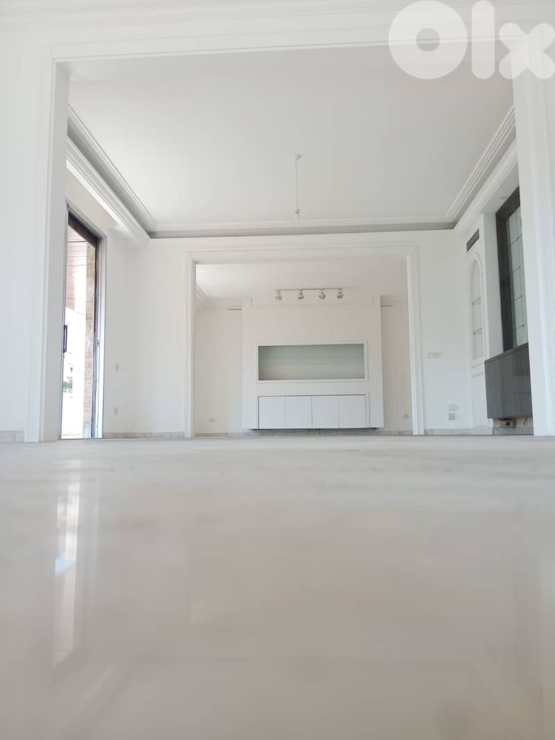 SPACIOUS APARTMENT IN VERDUN GOODIES (380SQ) 4 BEDROOMS , (BTR-465) 0