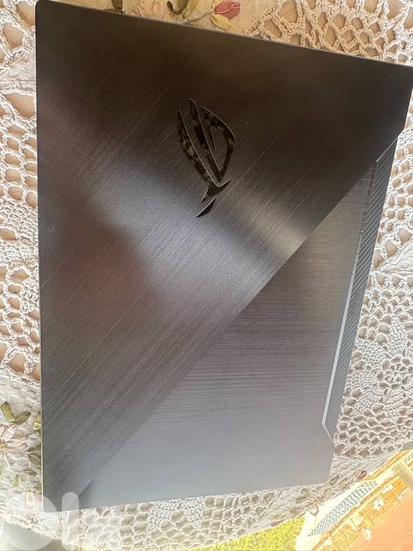 ASUS ROG Zephyrus G15 0
