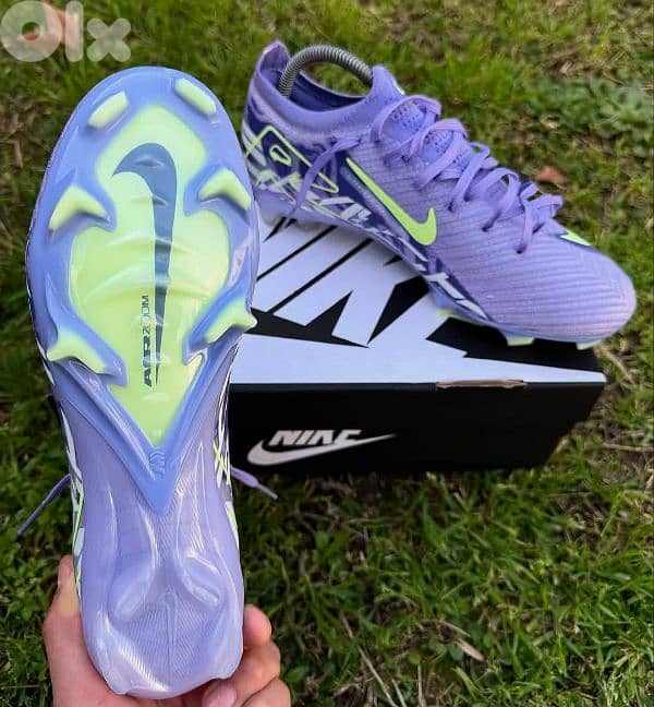 football shoes original 0