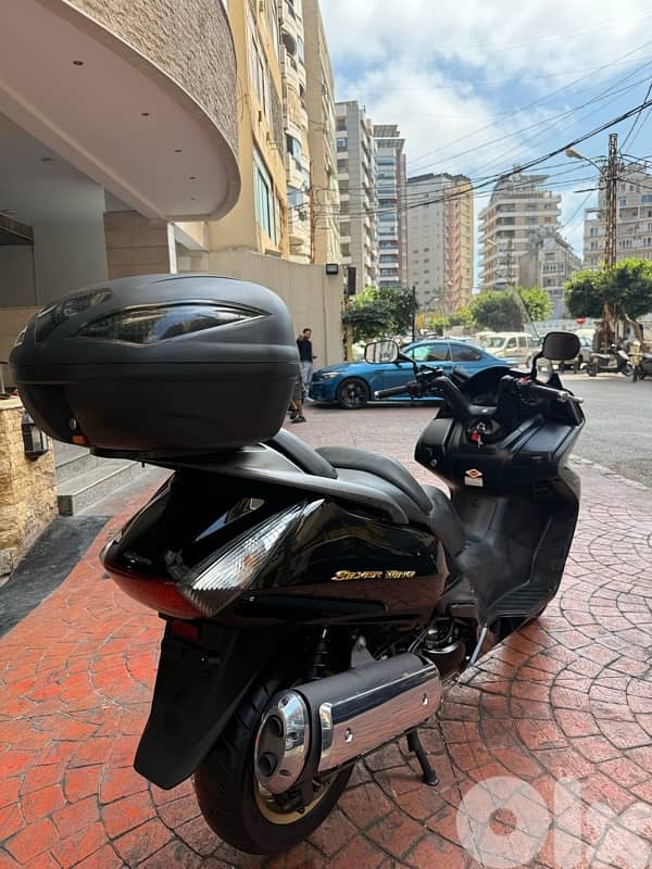 Honda Silverwing Japanese 16