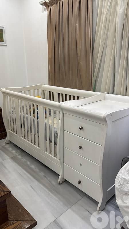 baby crib 1