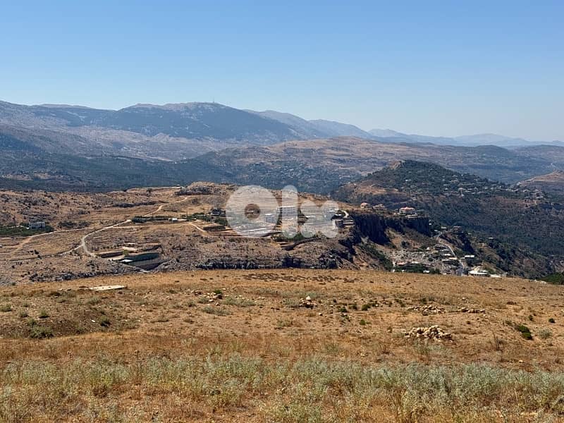 30$\m2 land 8781 sqm for sale at sawfar Aley undermarket price 30$\sqm 2