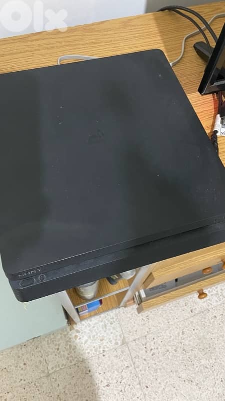 ps4 slim 0