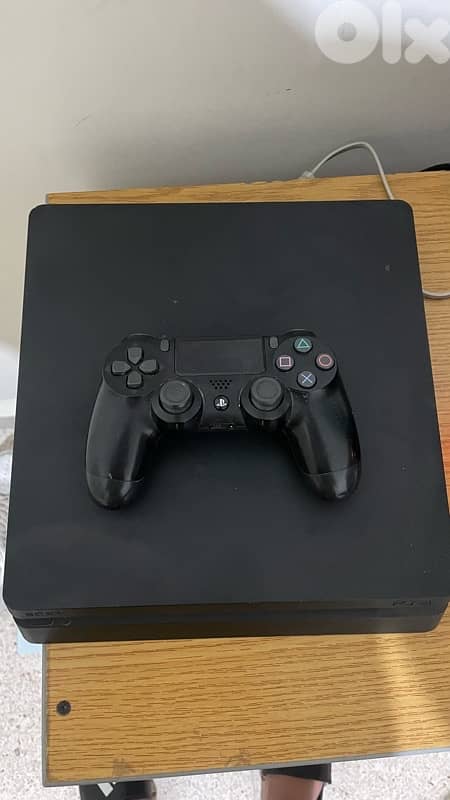 ps4 slim 1