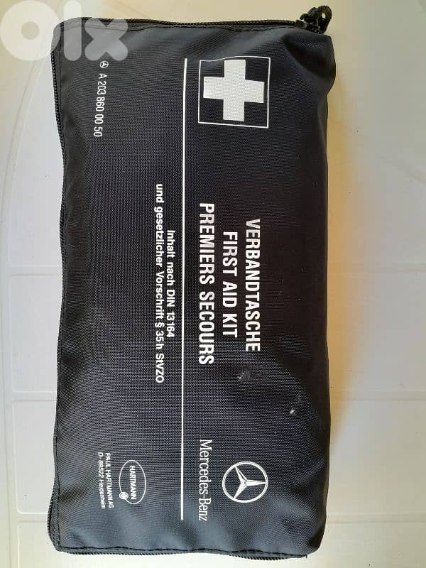 Original Mercedes-Benz First Aid / Hartmann Kit complete new 1