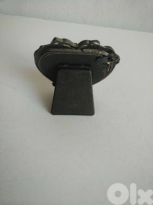 Old small frame - Not Negotiable 4