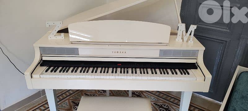 YAMAHA GRAND PIANO 1