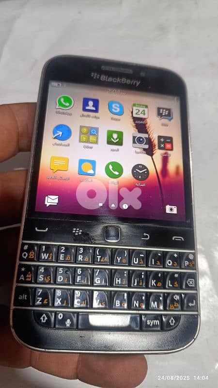بلاكبيري BlackBerry نضيف كتير خالي من الجروح شغال ميه بلميه 0