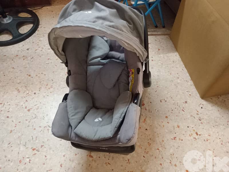 Car Seat JOI & Bassinet Used Like New 0
