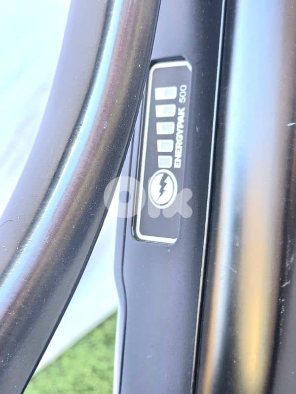 Gaint Explore E + E Bike 28 7