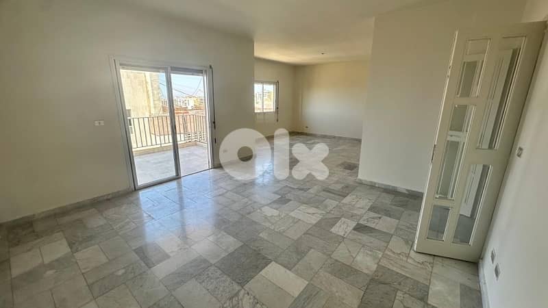 Spacious Apartment for Sale in Mansourieh (175 sqm) 0