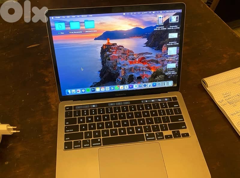 MacBook Pro 13-inch (Used) Very Good Condition (Low Battery Use) 0
