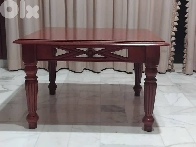 coffee table 70cm/70cm 0