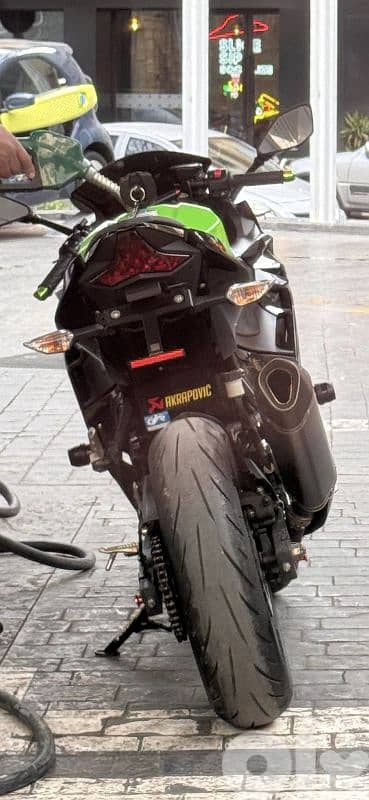 Kawasaki Ninja 400 KRT Edition 6