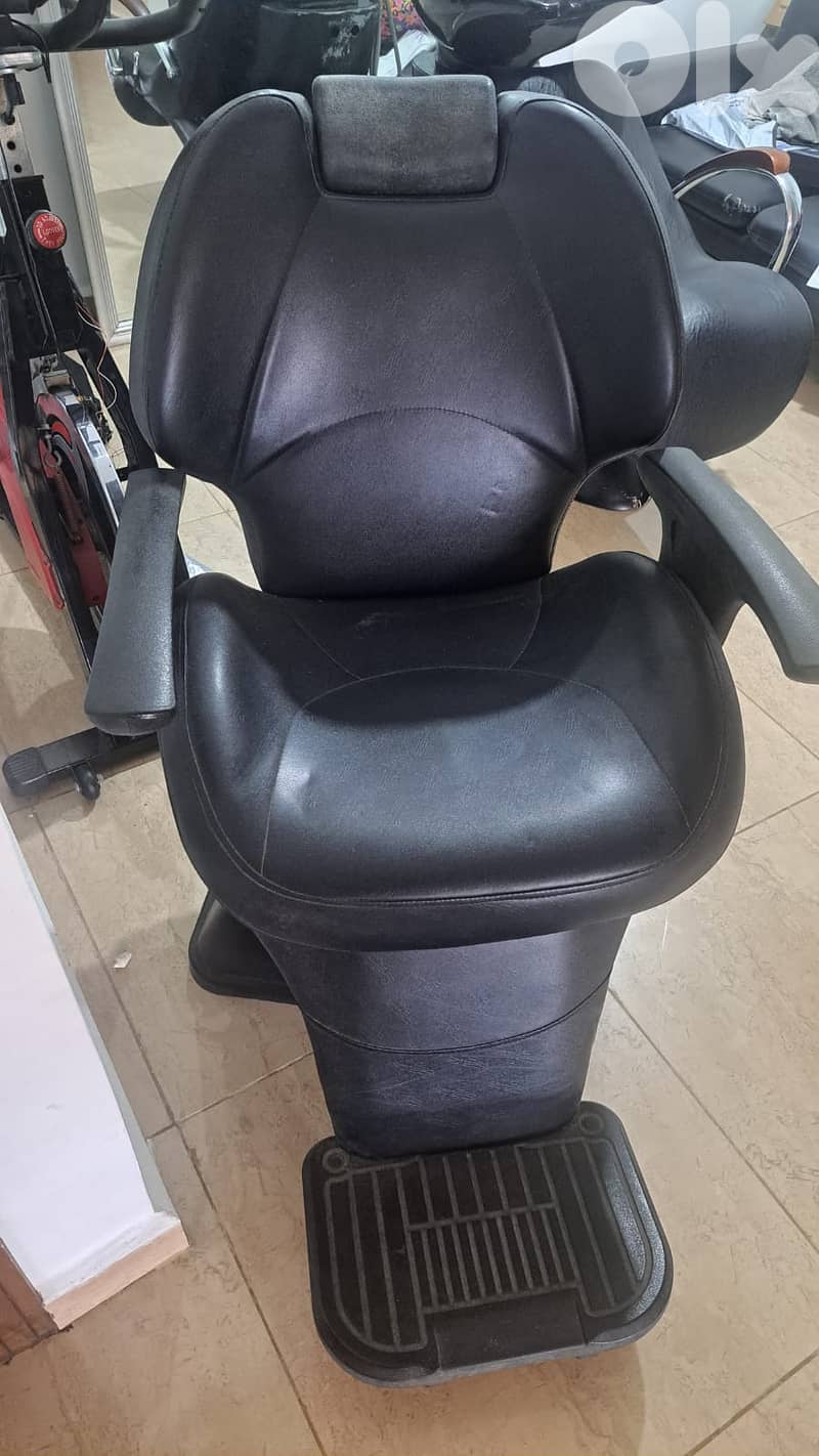barber chairs كرسيين حلاقة + مغسلة شعر، 0
