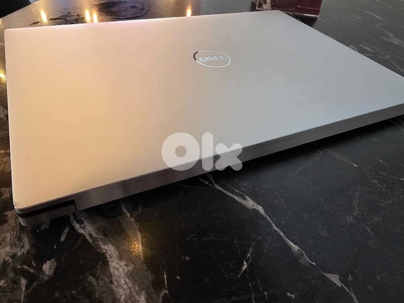 Dell XPS 15 9500 i7 256, great condition, touchpad issue 6