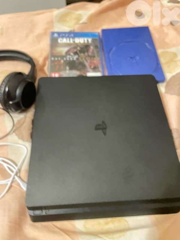 ps4 slim 2