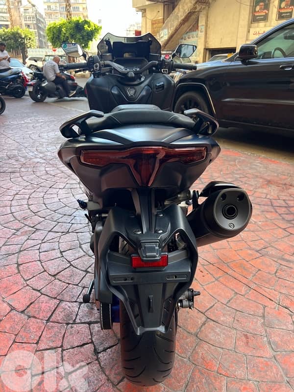 Yamaha Tmax 560 2022 4000 km only 11