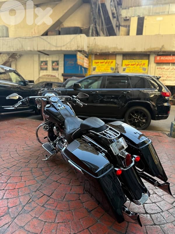 Harley Davidson Softail Deluxe 3