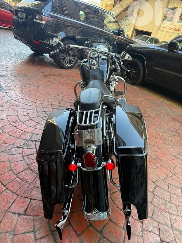 Harley Davidson Softail Deluxe 4