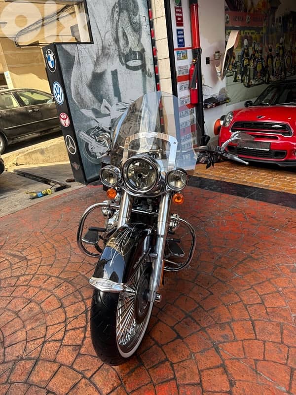 Harley Davidson Softail Deluxe 6