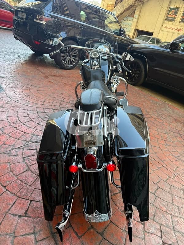 Harley Davidson Softail Deluxe 7