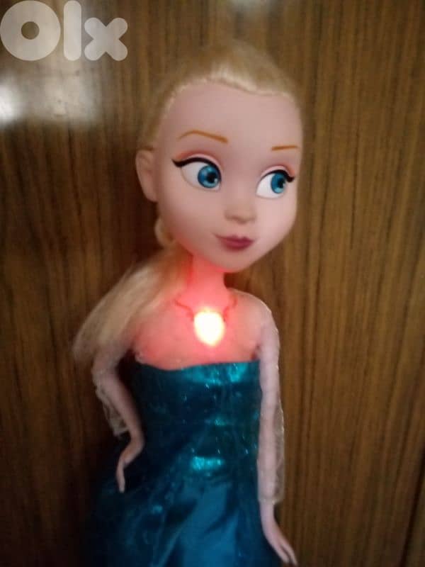 Queen Elsa Lighting Heart Frozen Disney XL 58cm Still good doll=15$ 2