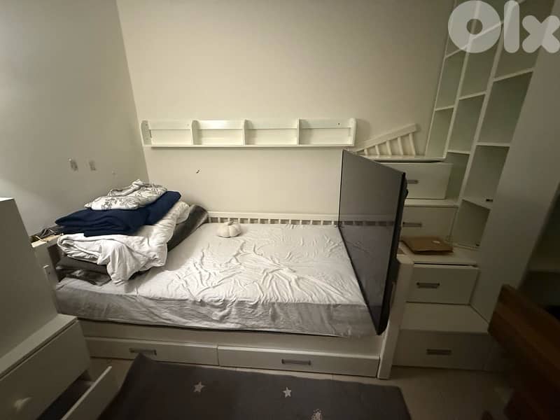bedroom 0