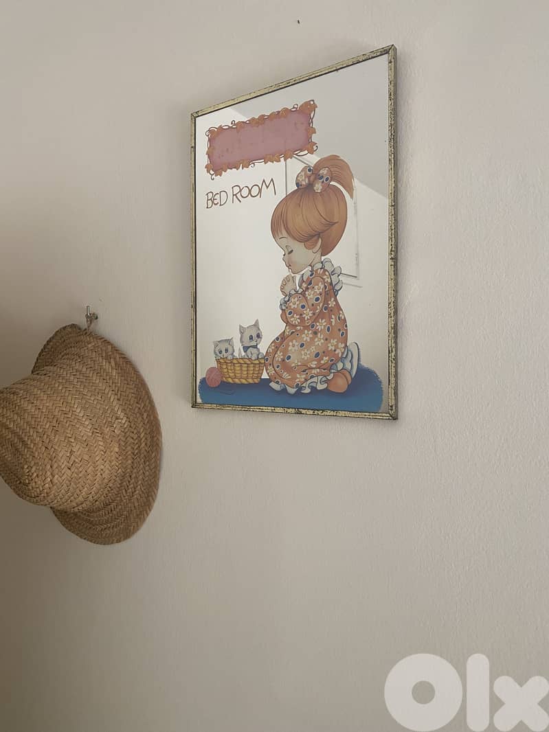 Mirror frame for kids with a nice painting 2