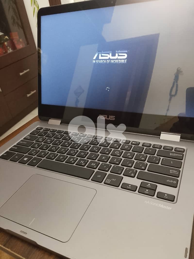 Asus laptop 2 in one 8