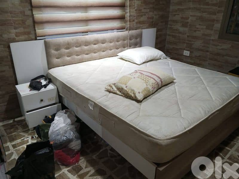 غرفه نوم مجوز مع فرشه 0