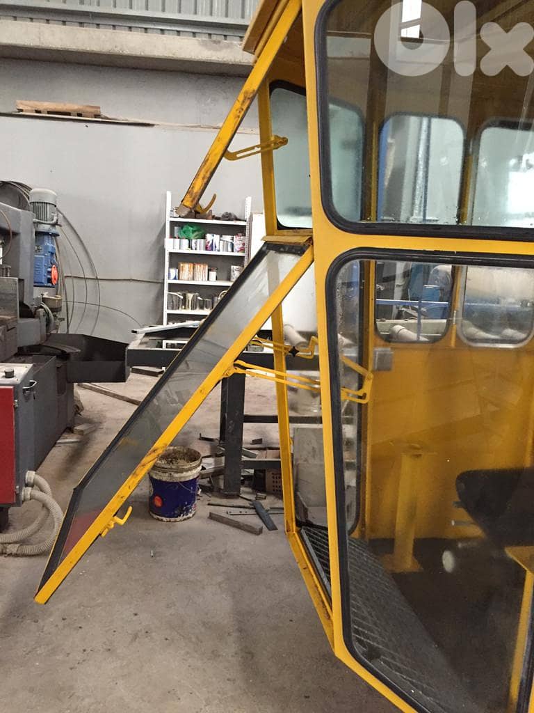 New cabin for Tower crane 6