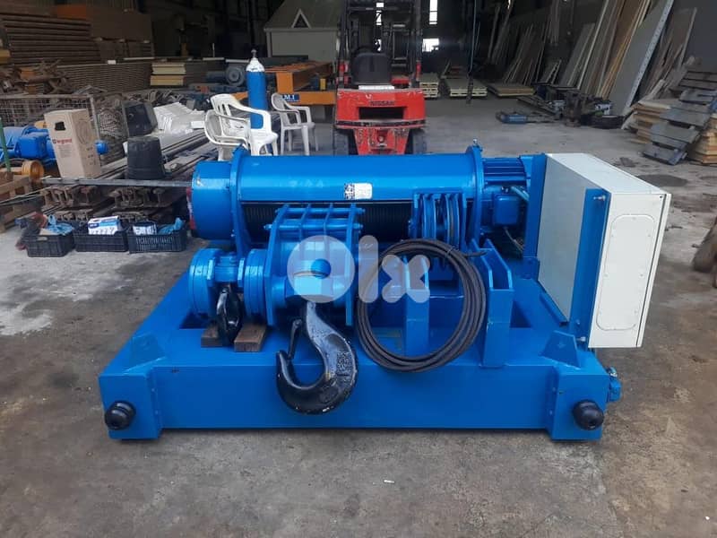 MISIA crane 25T + 5T 6