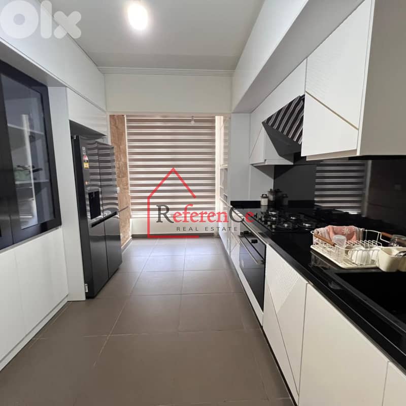 Very good deal, building for sale in amchit jbeilمبنى للبيع في عمشيت ج 4