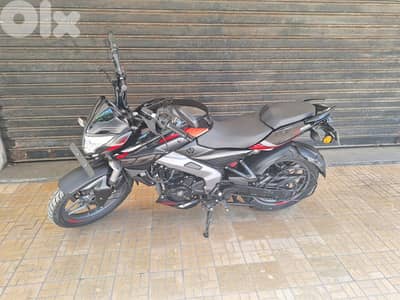 Pulsar Ns200