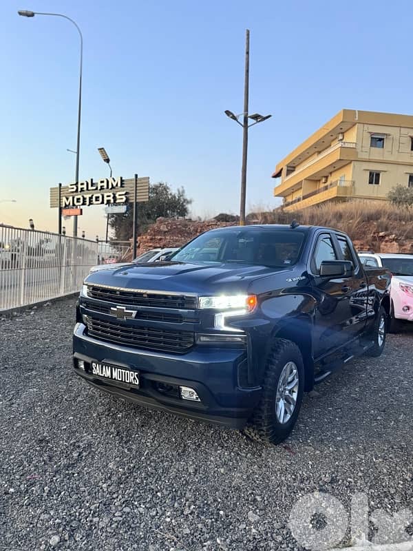 CHEVROLET SILVERADO RST V8 0