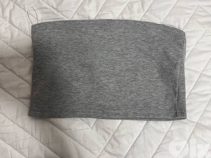 grey and white tube top 0