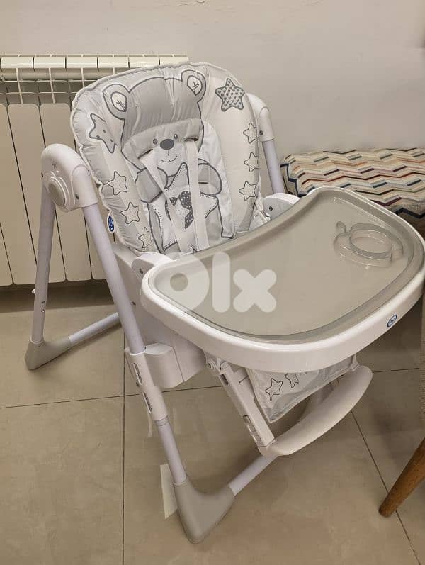 High chair in excellent condition 1