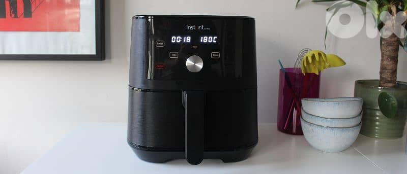 Instant Vortex Air fryer 0