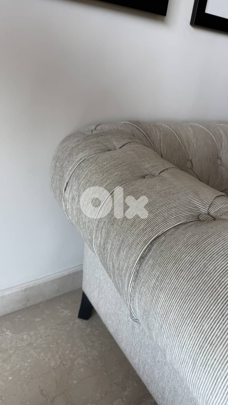 Set of 2 - Two seater couches 2