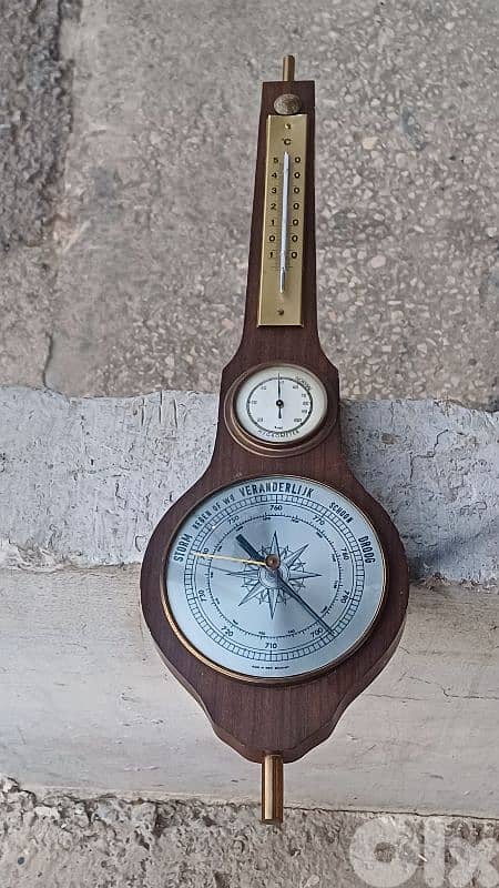 antique 0